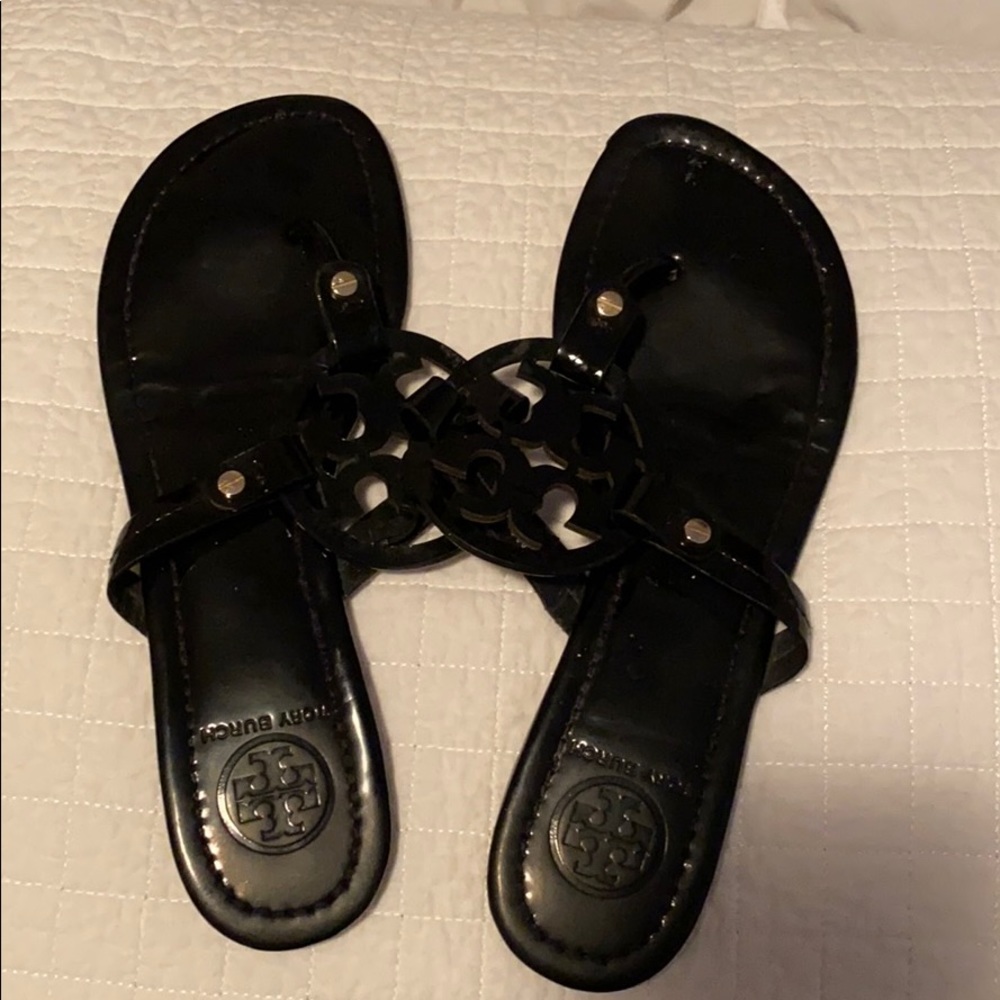 Black tory burch sandals size 9